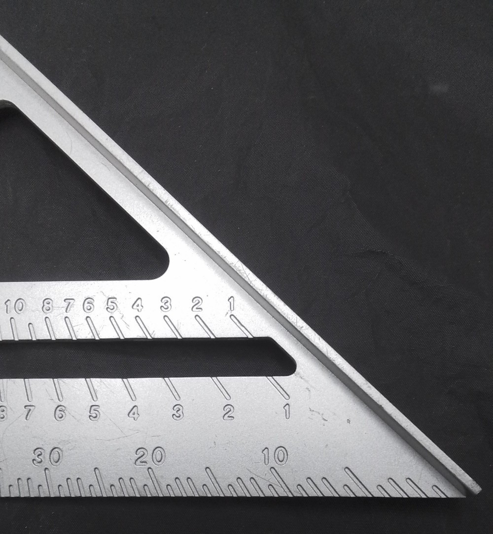 STANLEY 7'' Quick Square Layout Tool – Durable for Carpentry & Framing