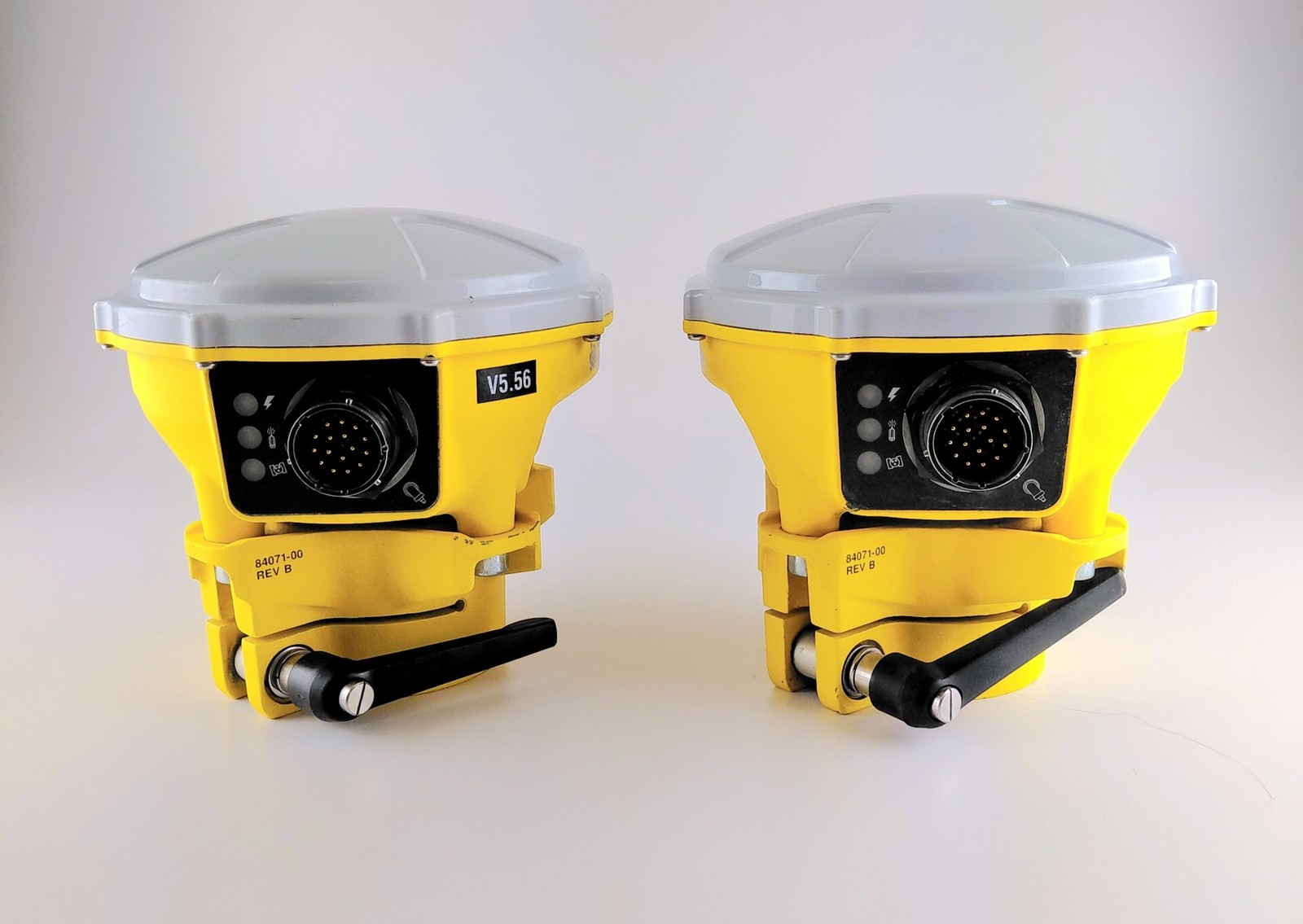 A pair of Trimble MS976 GNSS smart antennas for Machine Control