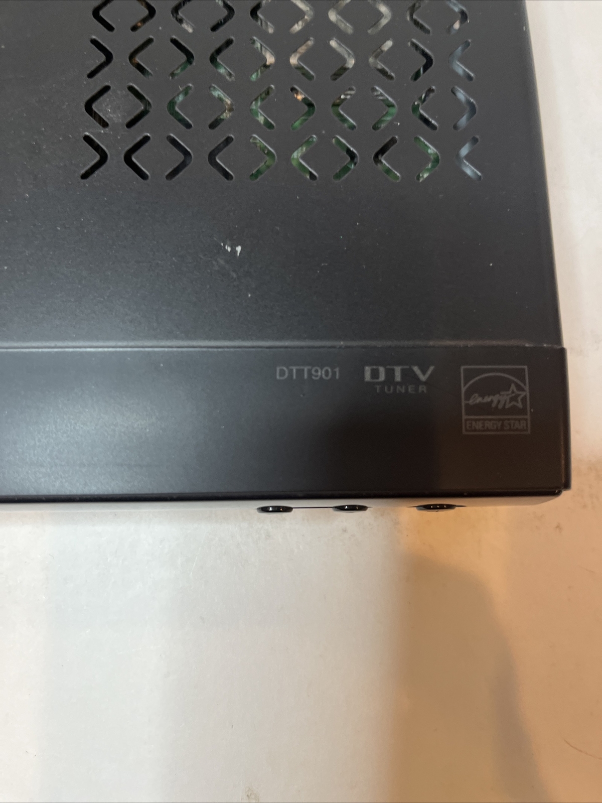 Zenith DTT901 Digital TV Tuner Converter Box WITH REMOTE