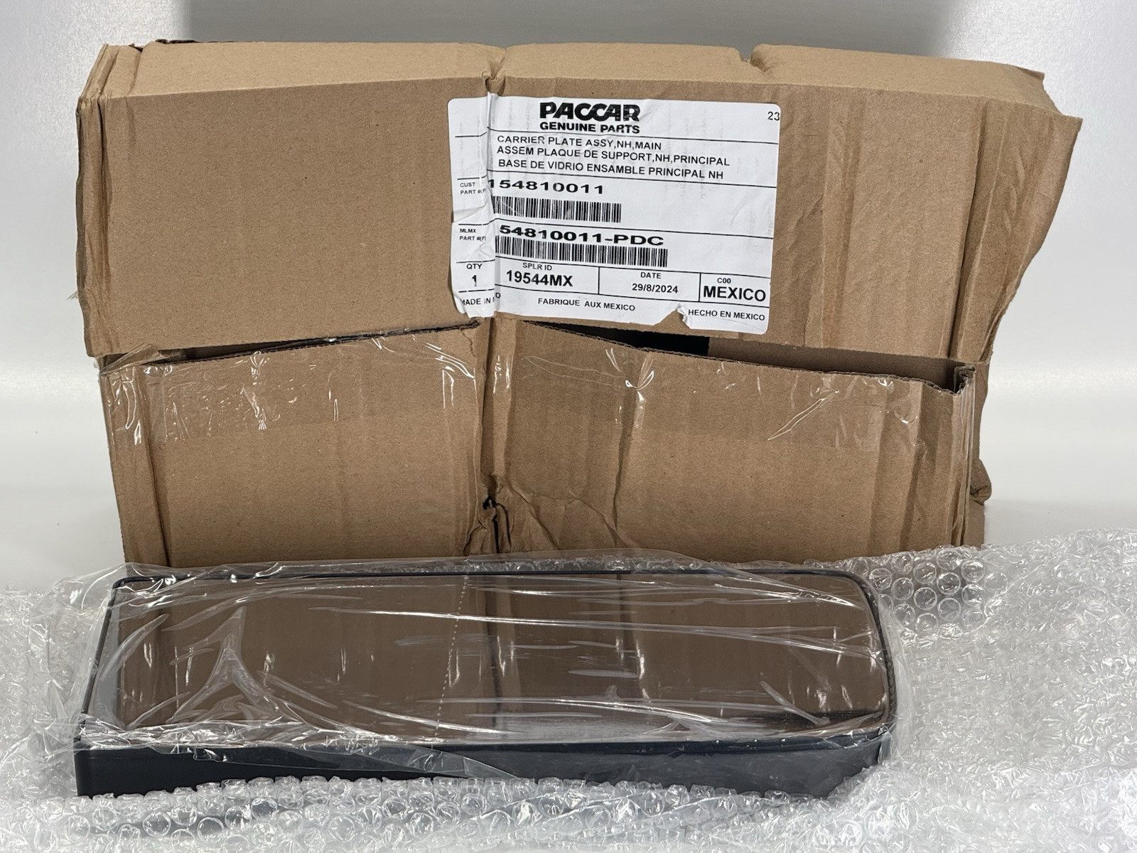 PACCAR Genuine Parts Heated Mirror Glass Upper Main - LH/RH 154810011