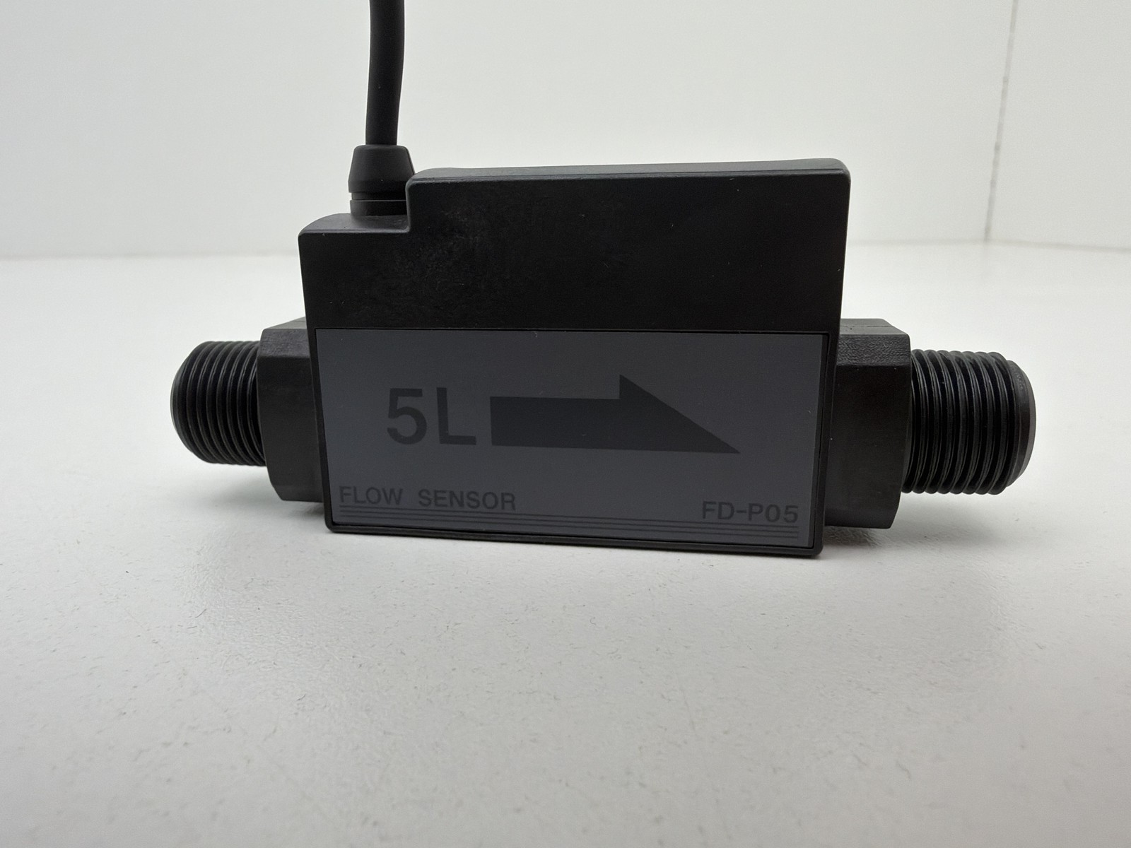 Keyence FD-P05 Digital Flow Sensor