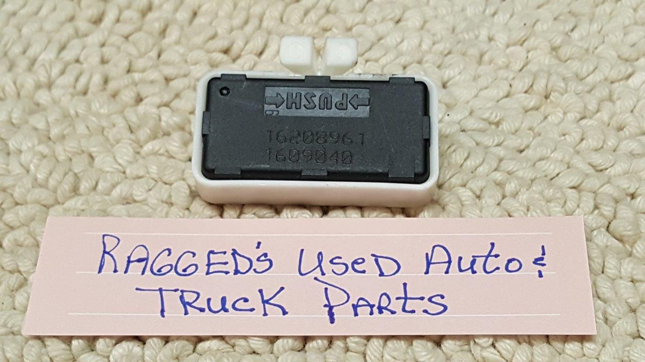 2001 GMC Safari Van 4.3L Knock Module GM Part No.: 16208961