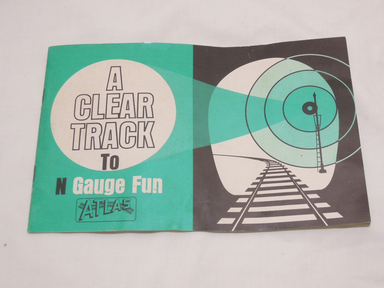 Atlas A Clear Track to N Gauge Fun  1968 edition Track Diagrams w/ Instructions