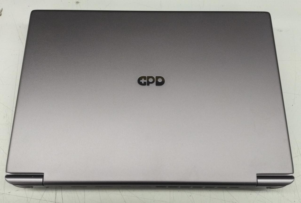 GPD WIN Max 2 10.1" Gaming Laptop Ryzen 7 6800U 16GB 1.4TB SSD Radeon 680M