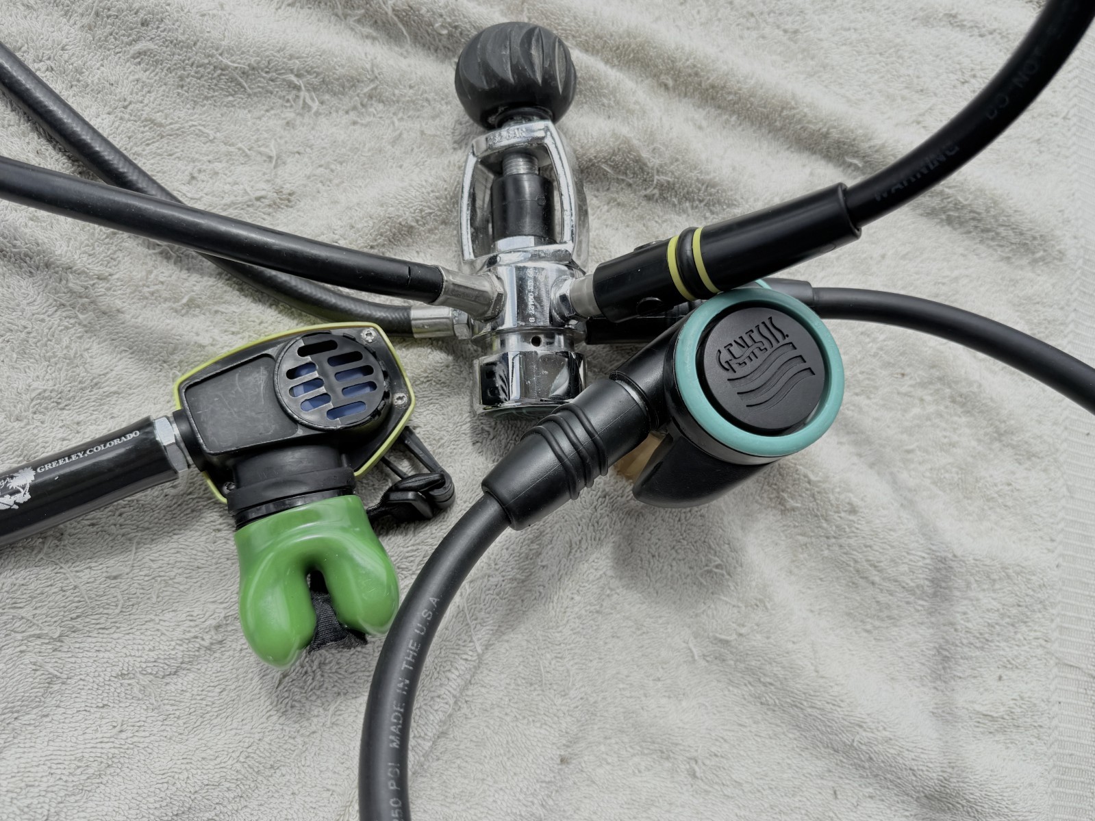 GENESIS REGULATOR /US MATRIX DIVE COMPUTER/OWNER MANUAL/SHERWOOD REGULATOR/CASE