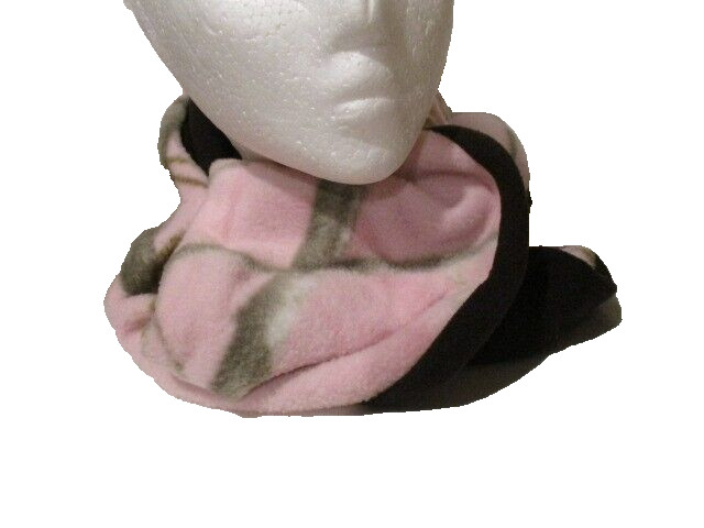 Endless Scarf 100% Polyester 8"W x 70" Around Pink/Black/Green