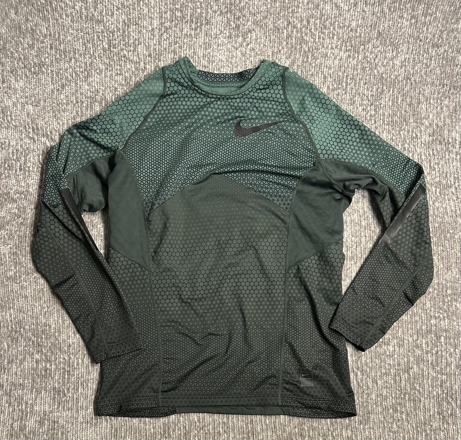 Nike Pro Hyperwarm Fitted Long Sleeve Shirt Green Black L Lightweight Stretch