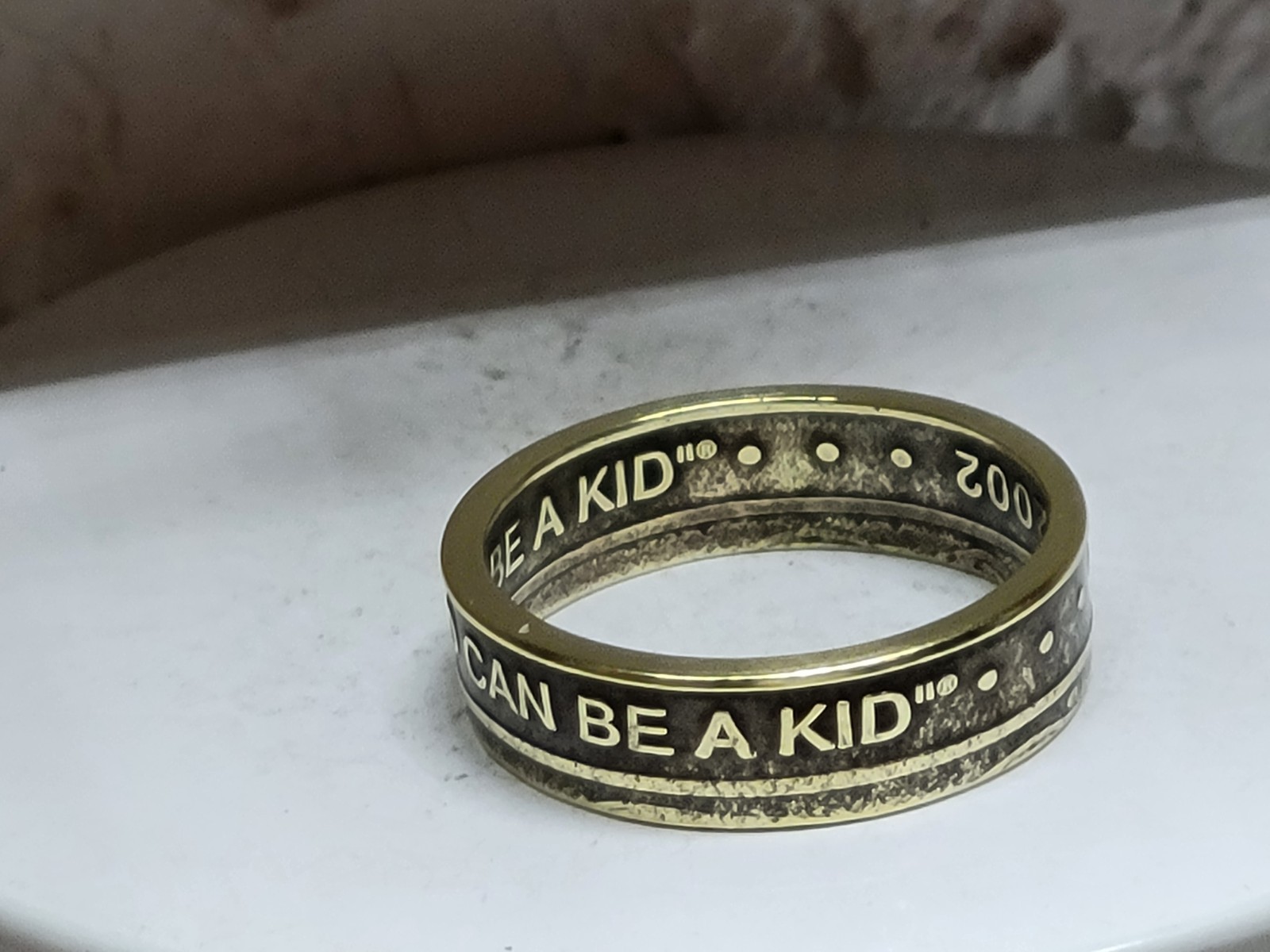 CHUCK e CHEESE - 2002 - Size 11 Token Coin Ring