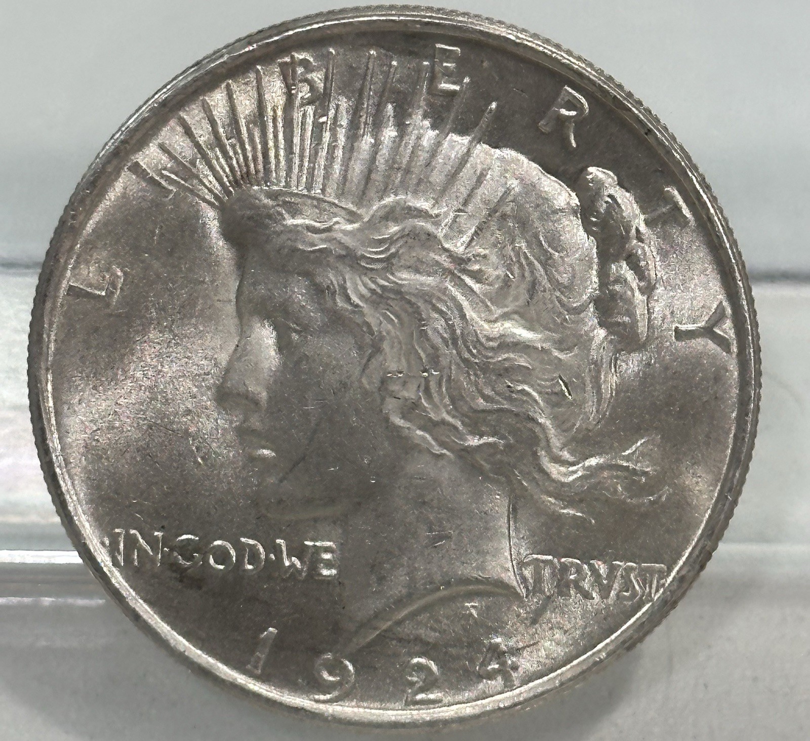 1924-P $1 Silver Peace Dollar AU