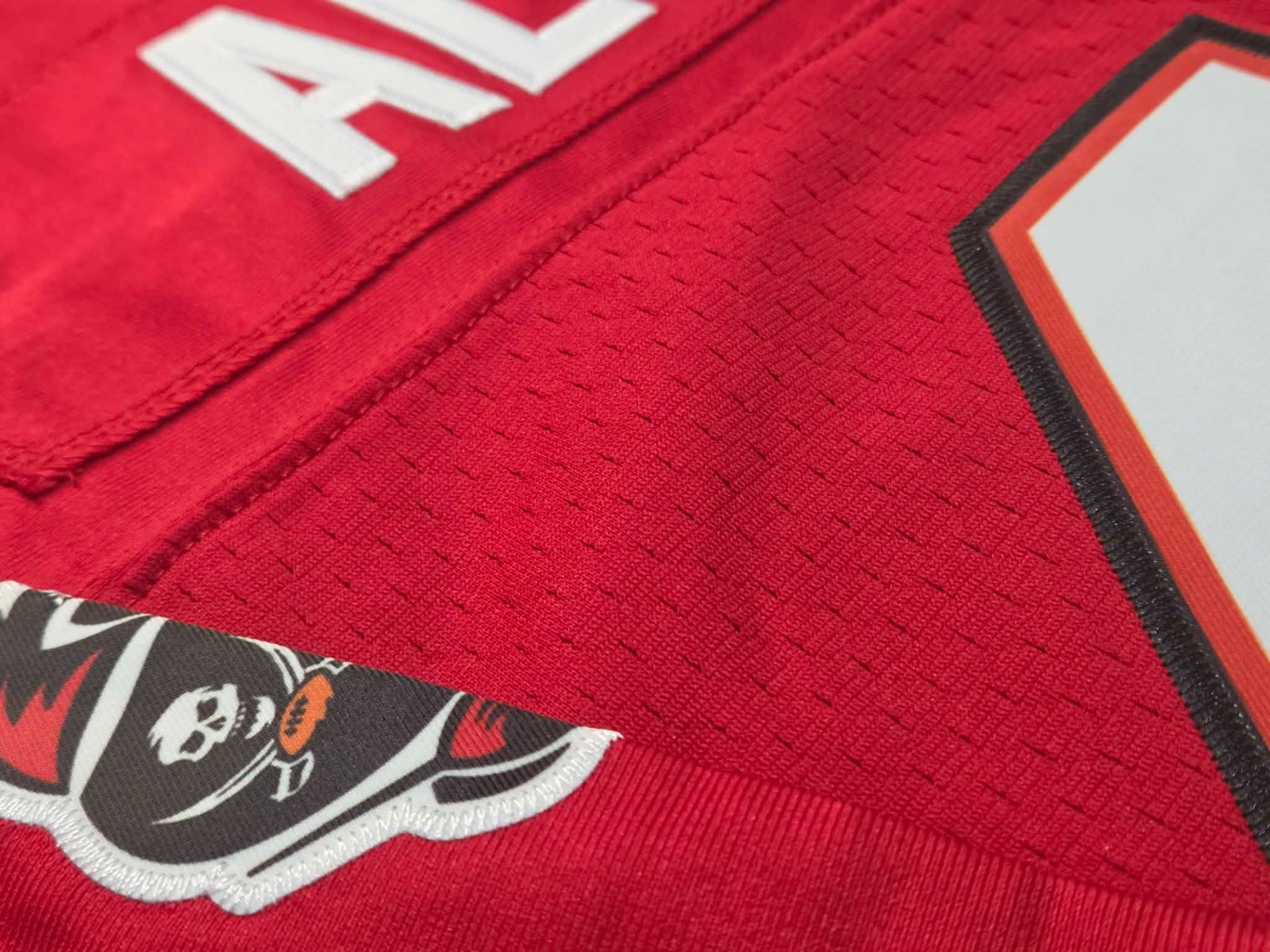 MIKE ALSTOTT **XL* 2000'S STYLE BUCS THROWBACK, SEWN, NEW!