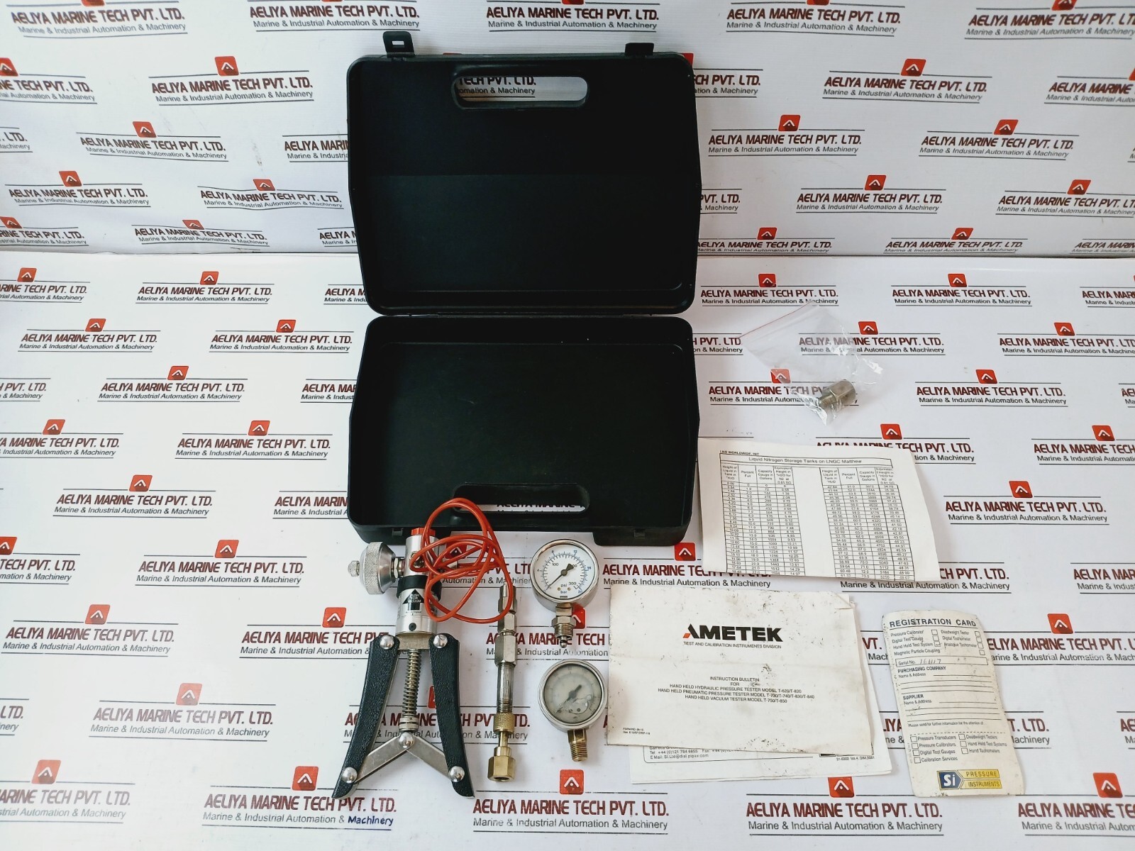 Si Pressure Instruments TPI Hand Held Test Pump Kit Max 25 Bar / 360 PSI