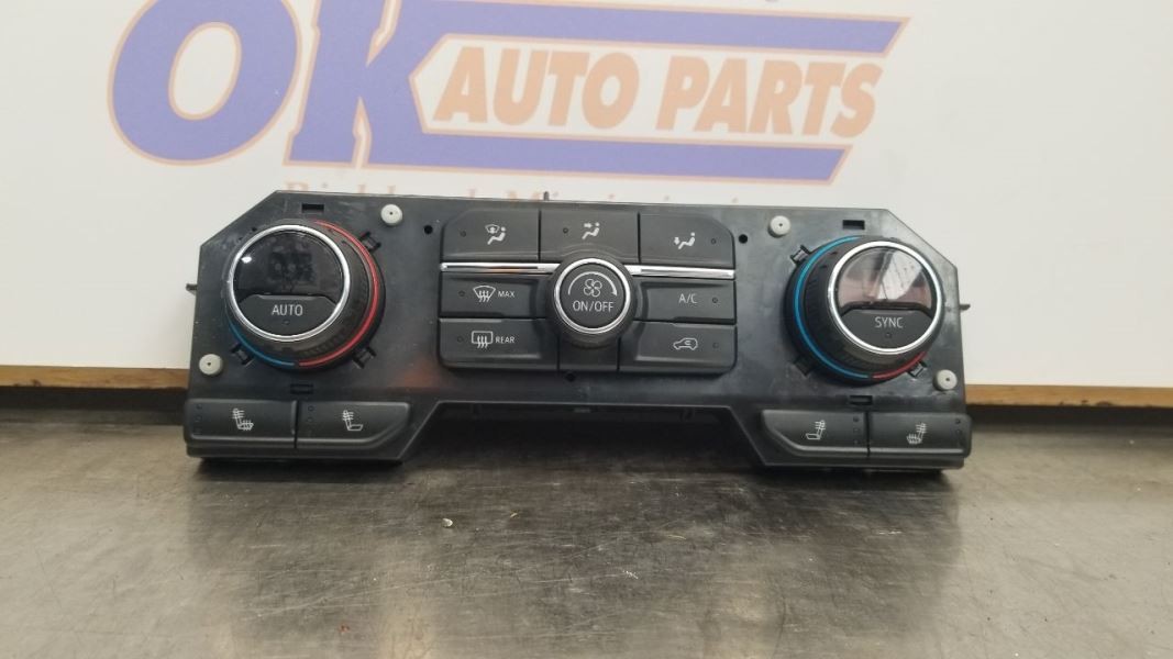 19 CHEVY SILVERADO 1500 AC TEMPERATURE CLIMATE CONTROL 84692237