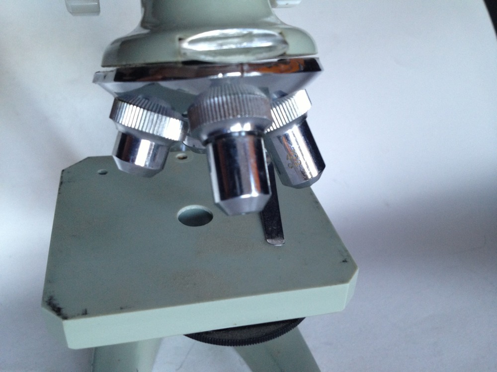Vintage Tasco 900X Zoom Microscope.