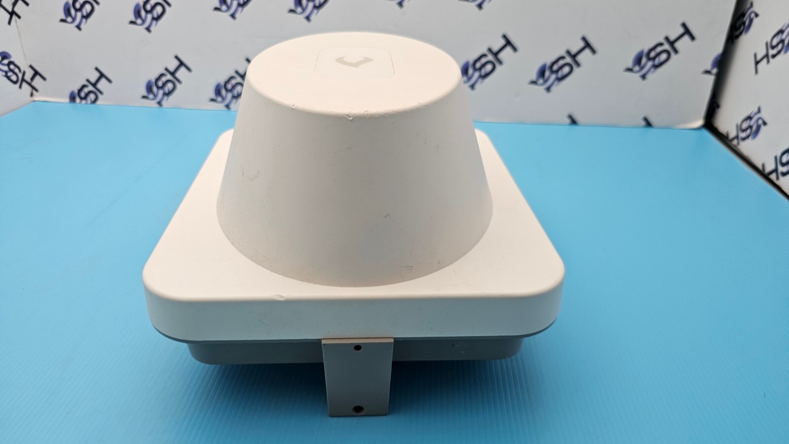 IgniteNet MetroLinq 2.5Gbps 60Ghz PTP/CPE Long Range Integrated 5.8Ghz