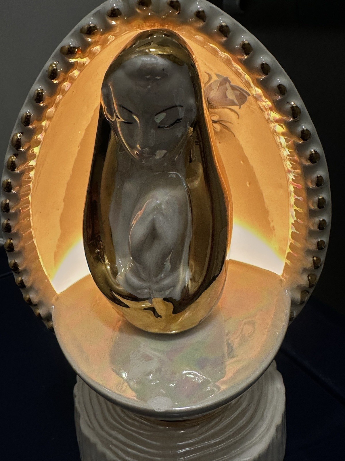 Vintage 70’s Mother Mary Night Light Lamp Ceramic Beautiful Condition