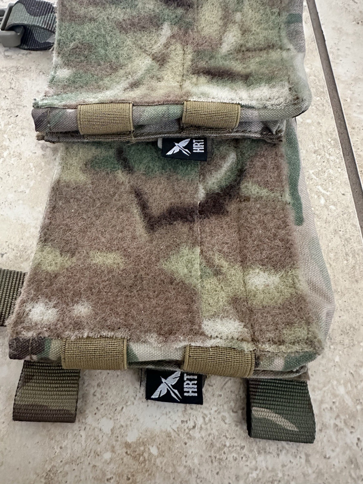 HRT Tactical Placard + Modulus Pouch Multicam