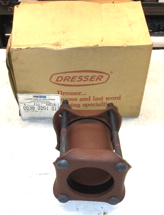 (4) DRESSER Style 38 Plain End Pipe Coupling 3-1/2" IPS For Steel Pipe Size