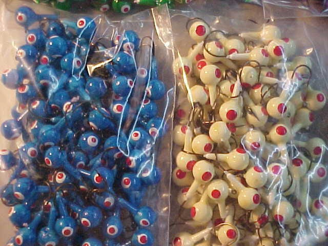 100 NEW SIZE 2 FLOATING JIG HEADS 1/4 WALLEYE JIGS OZ. ASSORTMENT #11