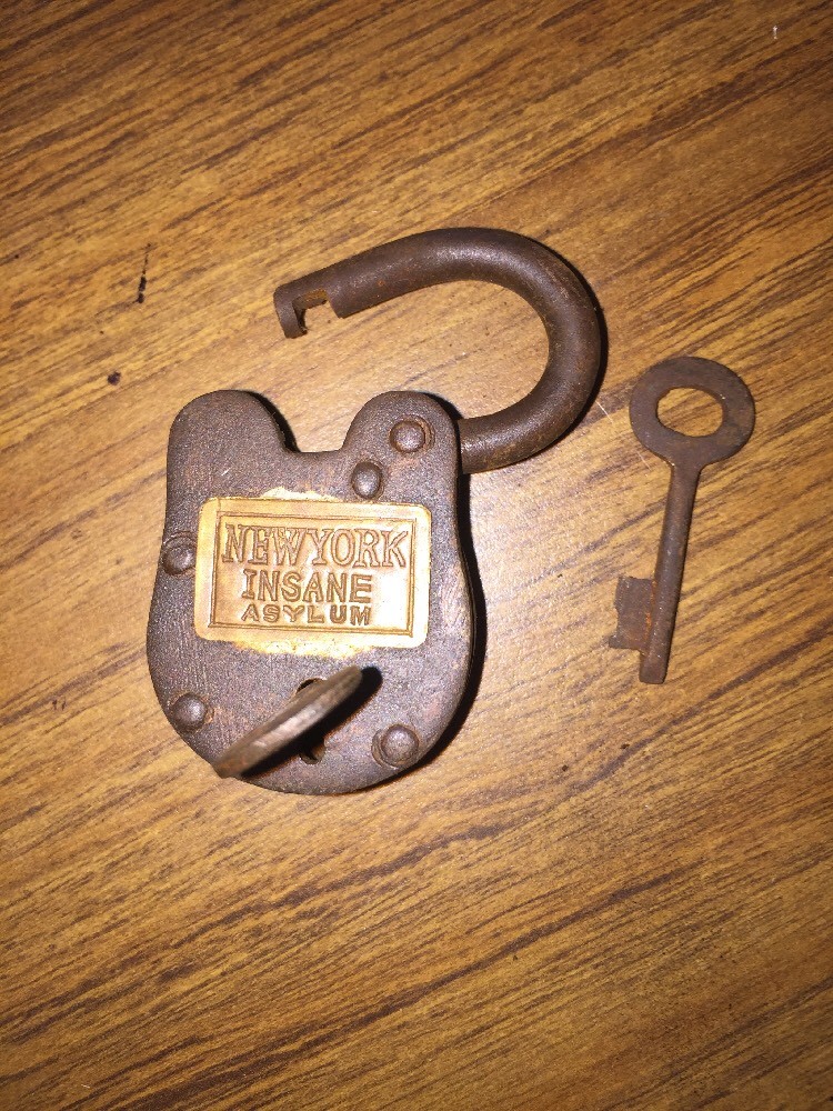Padlock Key Brass Lock Set Lot Insane Asylum Jail Prison Man Cave SOLID METAL