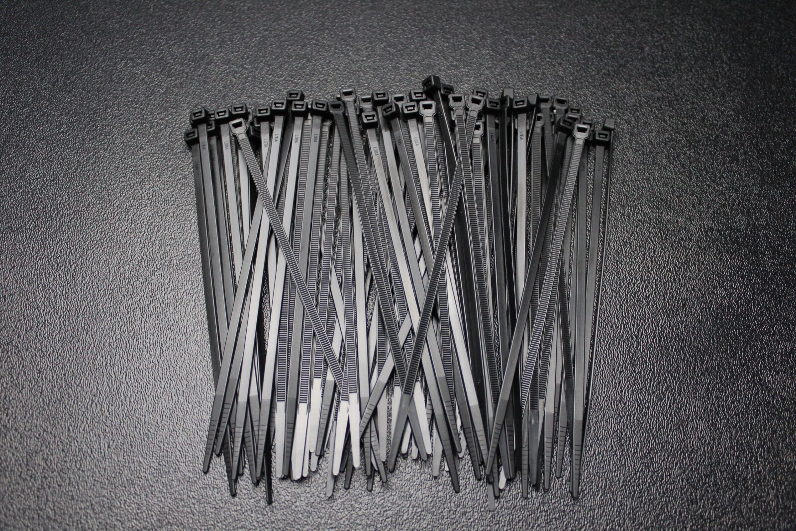 100 PACK 7 INCH ZIP TIES NYLON BLACK 50 LBS UV WEATHER RESISTANT WIRE CABLE BCT7