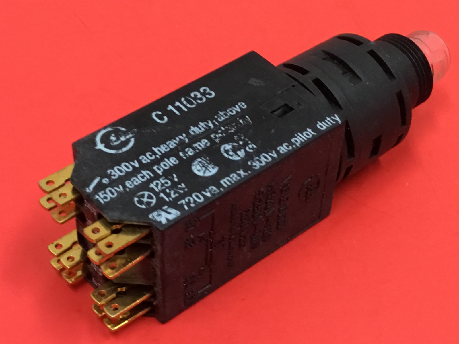 ELAN - P/N: C11033 - Pushbutton - NEW