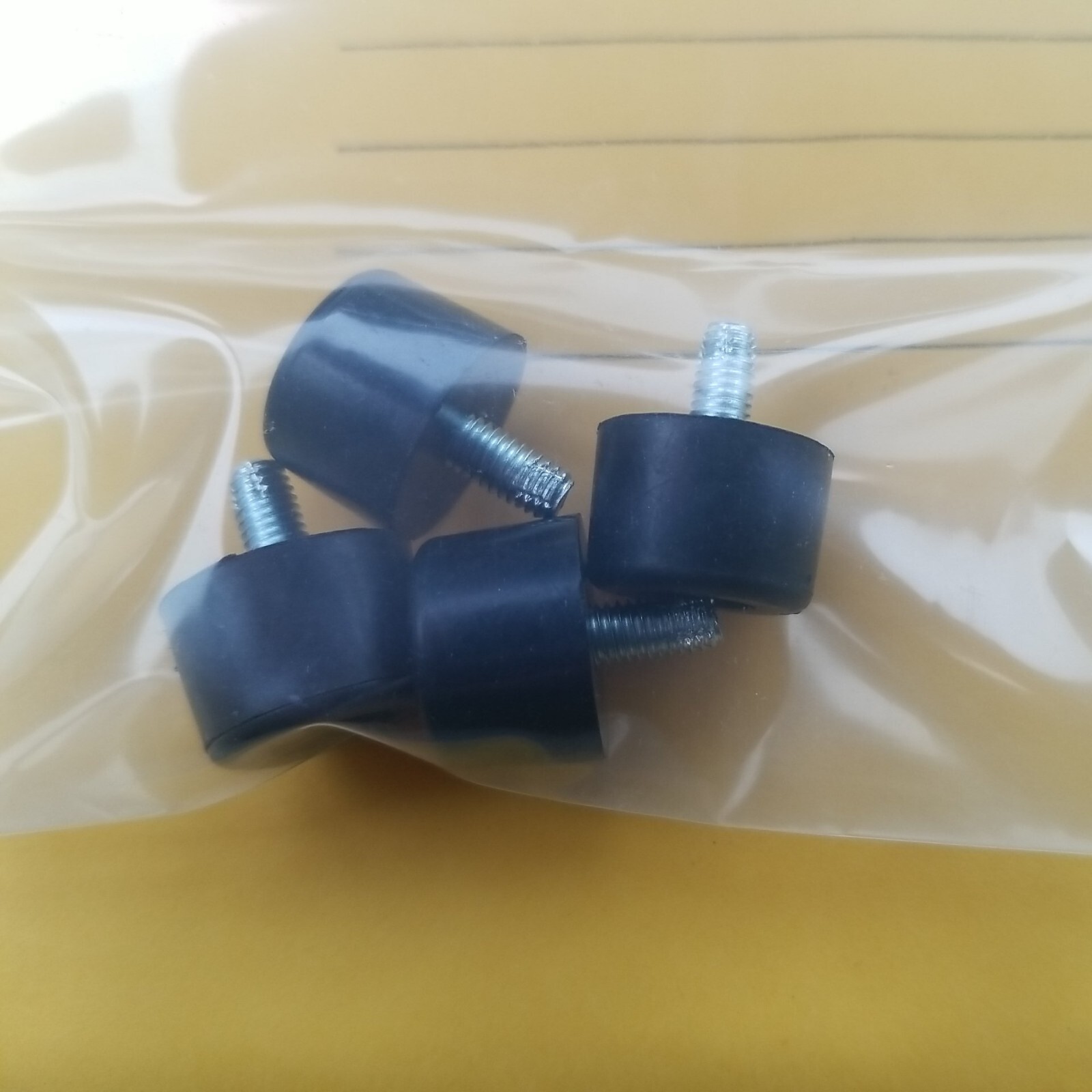 (4) BALDOR RM1005A01SP REPLACEMENT RUBBER GRINDER FEET/BUMPERS - FULL SET