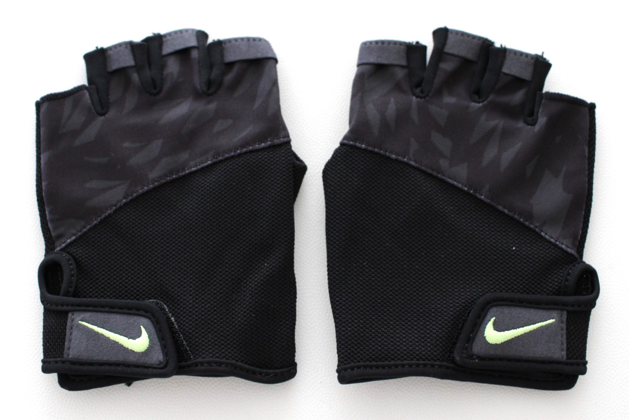 Nike Printed Gym Fitness Gloves Women's Large Black/Volt Glow