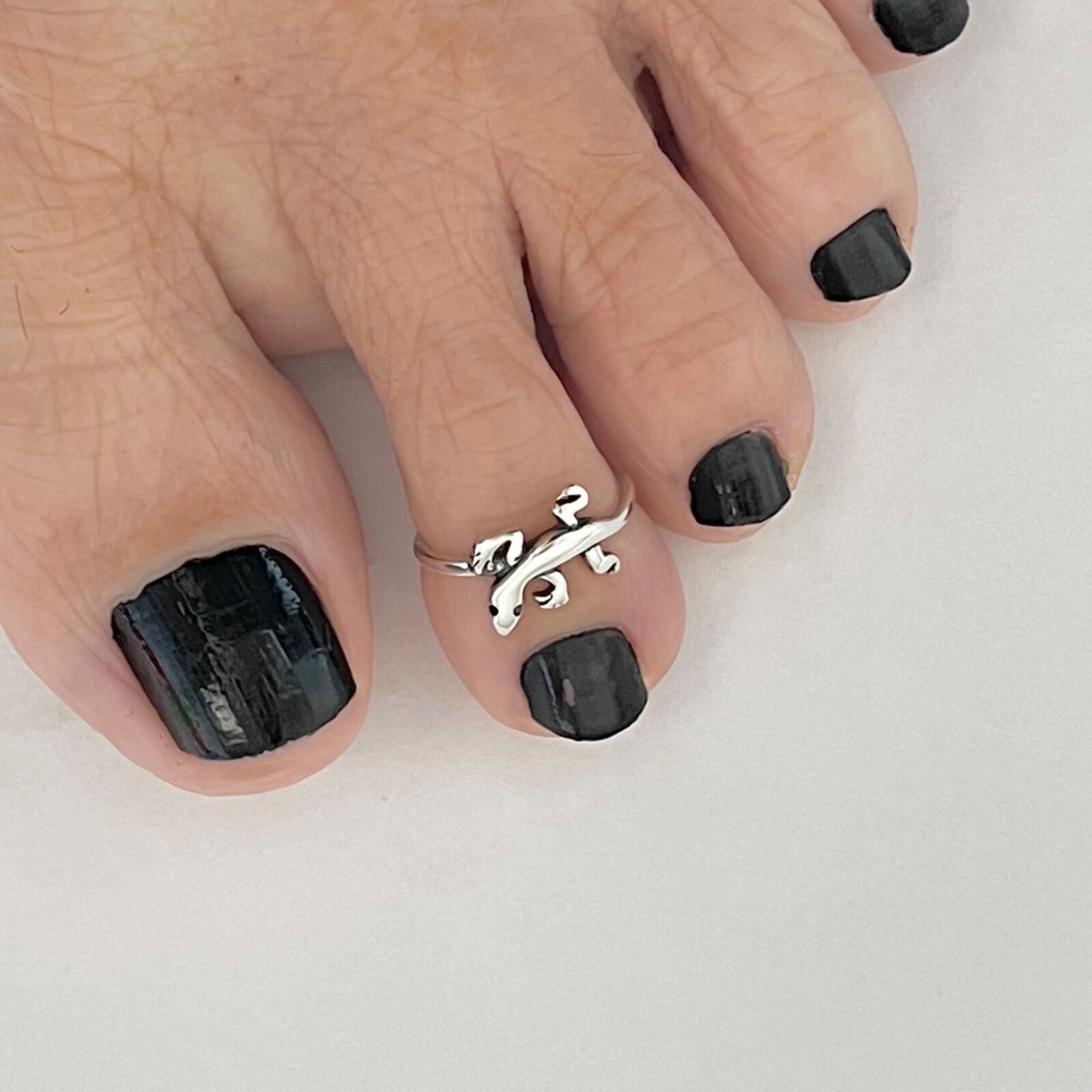 Sterling Silver Lizard Toe Ring, Silver Midi Rings, Gecko Ring, Animal Ring