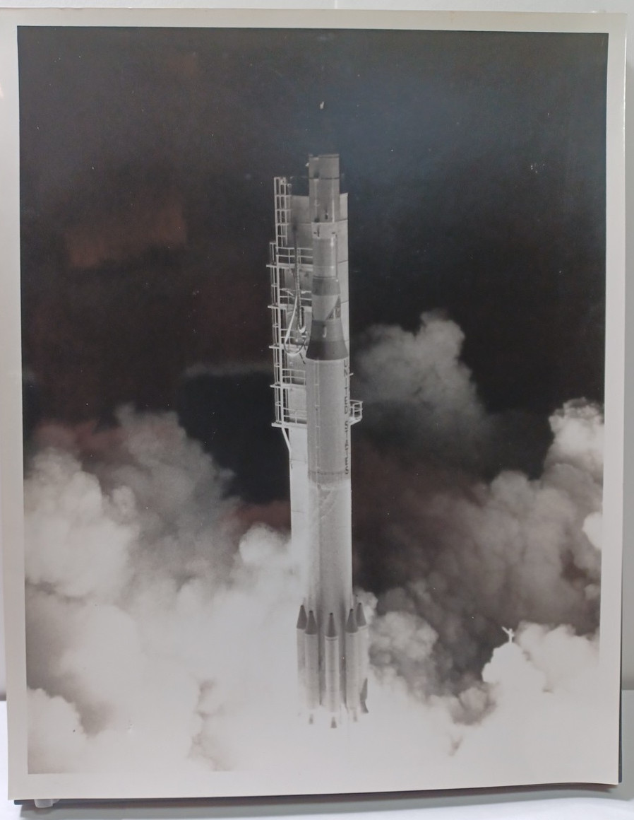 NASA USAF Landsat Rocket Firey Liftoff NASA  B & W 8 x 10 ORG Photo RRP 115