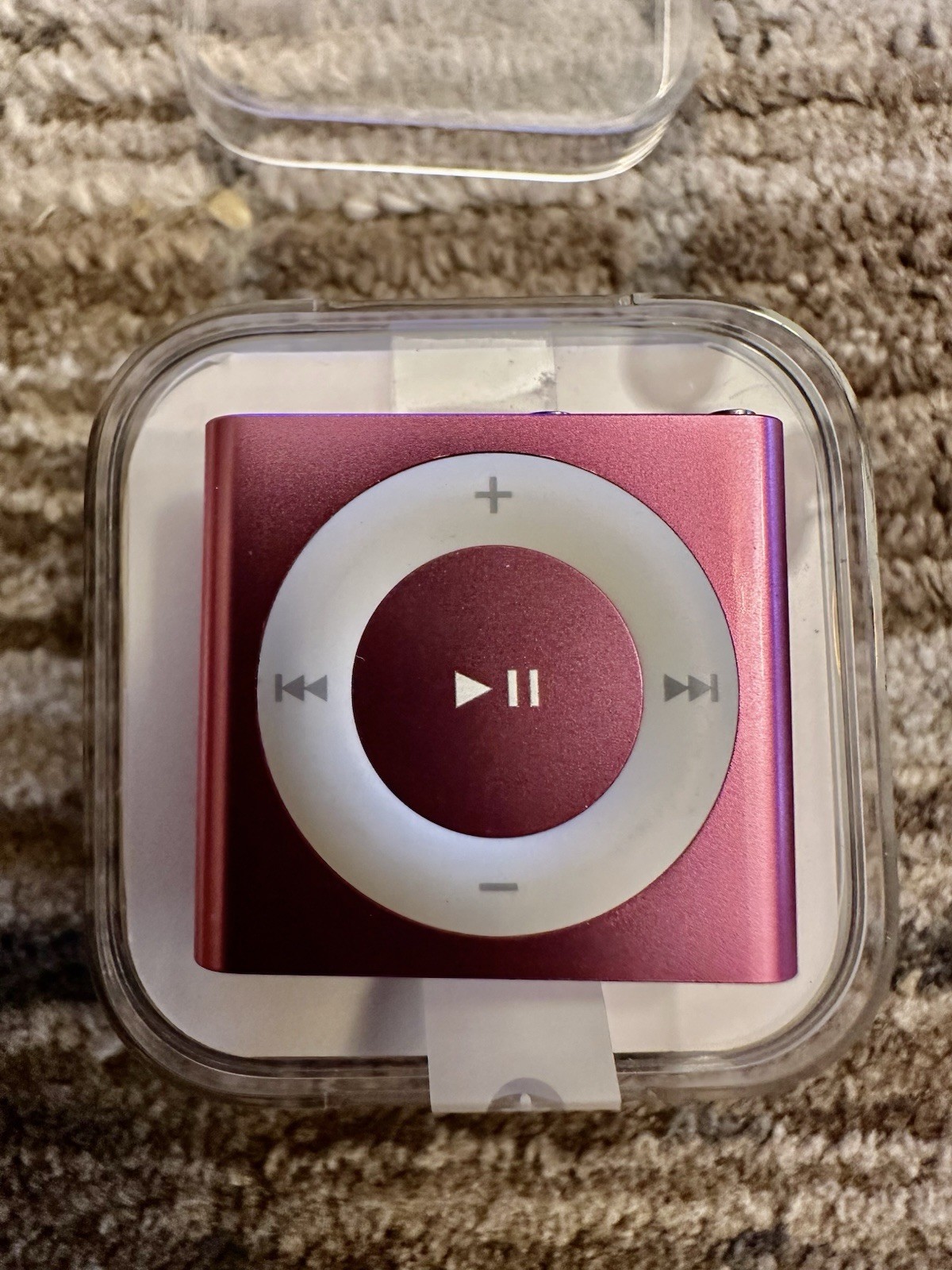 iPod Shuffle 4th Generation 2GB…Pink...Mint Condition.