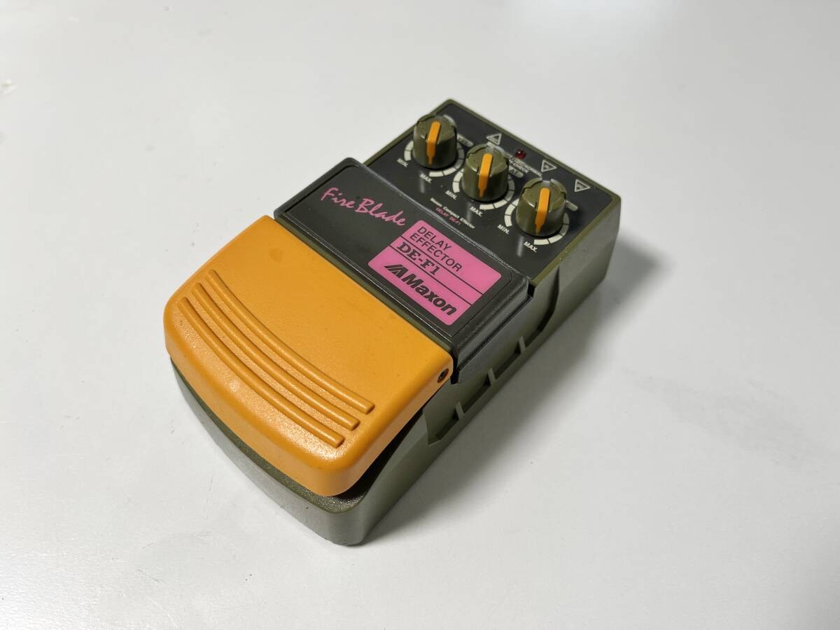 Maxon DE-F1 Fire Blade Digital Delay Rare Vintage Guitar Effect Pedal MIJ Japan