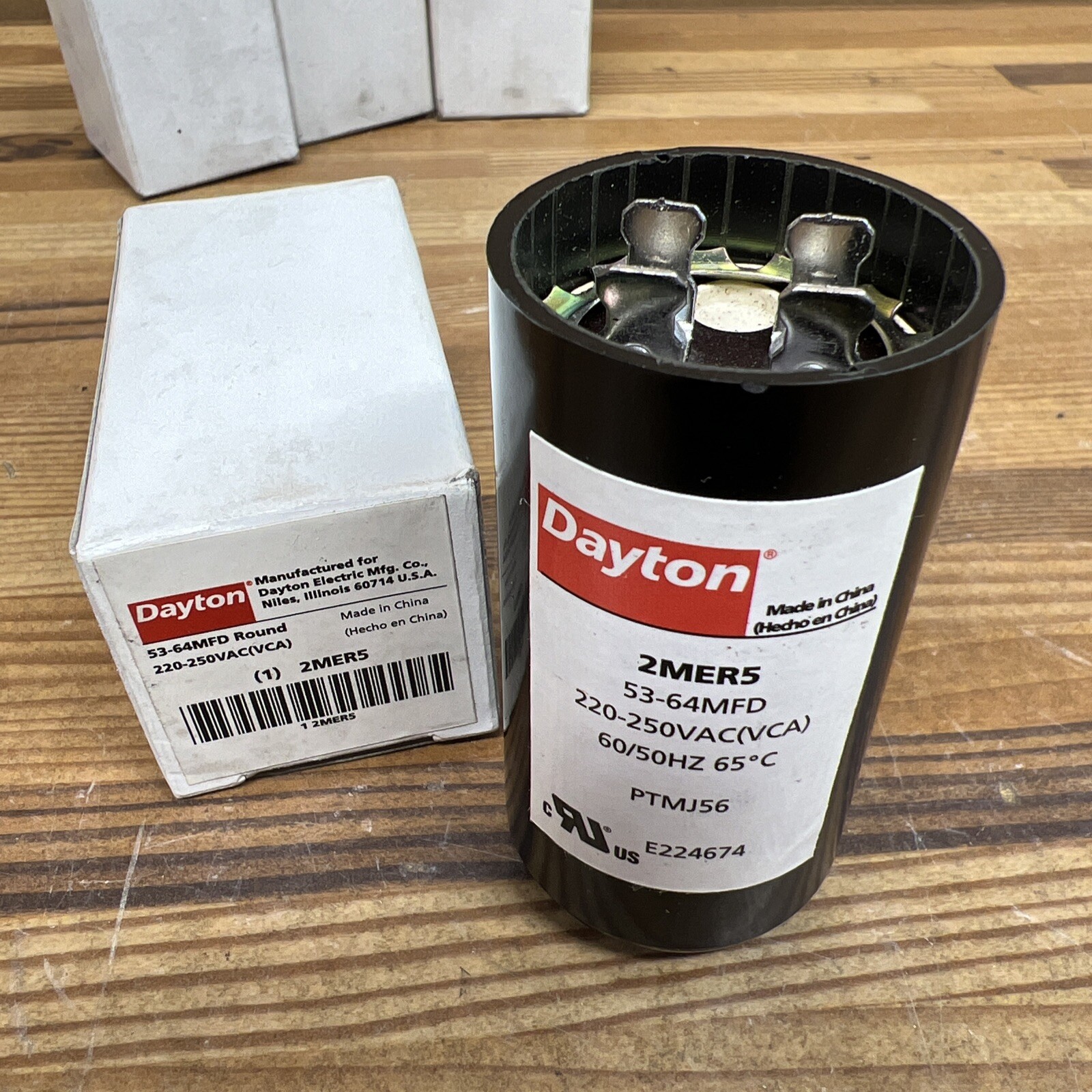 New-Dayton 2Mer5 Motor Start Capacitor 53-64 Mfd Round