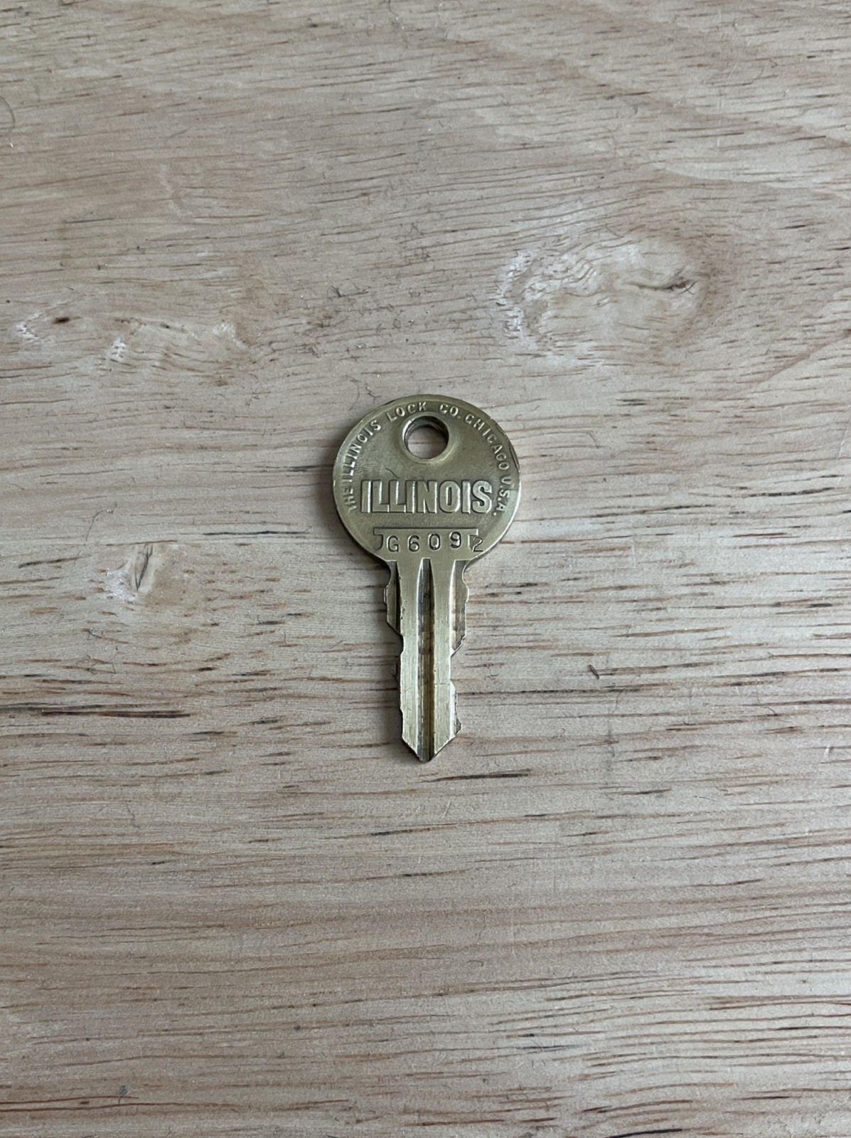Illinois Lock Key # G 609