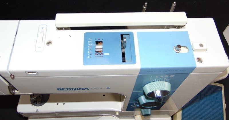 Bernina 910 Electronic Sewing Machine Swiss Made Powers On SEE DESCRIPTION