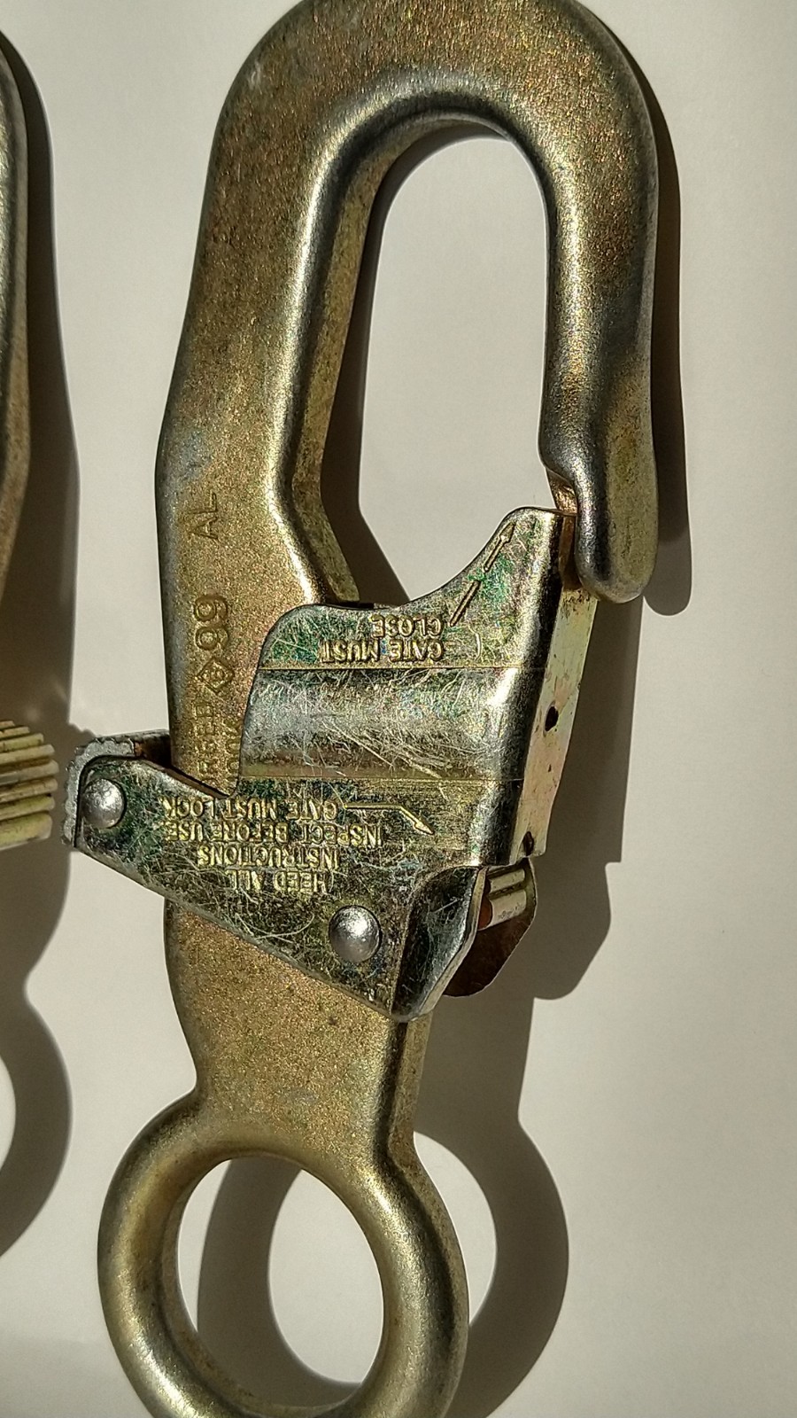 Double Acting Auto Locking Snap Hook 3600lbf 16KN Pre-owned Safety Equipment