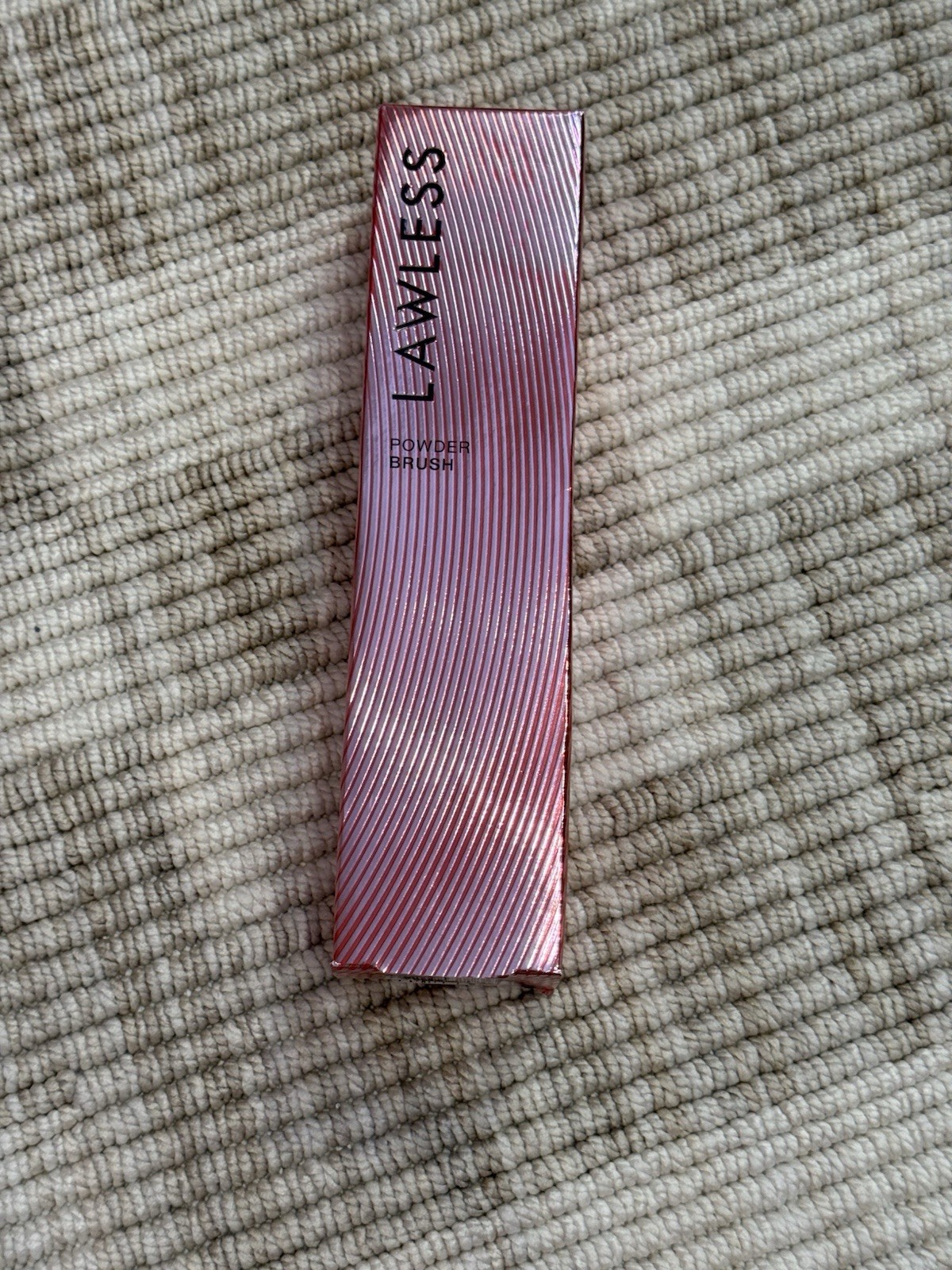 LAWLESS Powder Brush