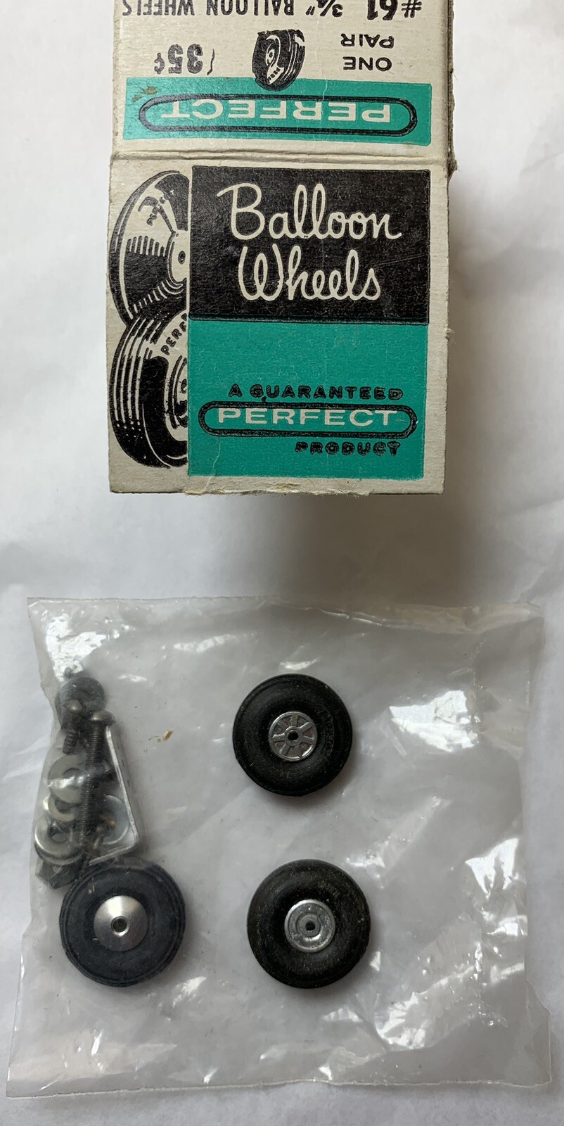 Perfect Du-Bro Lot Model Airplane Rubber Balloon Tires Aluminum Wheels 3/4" 2.25
