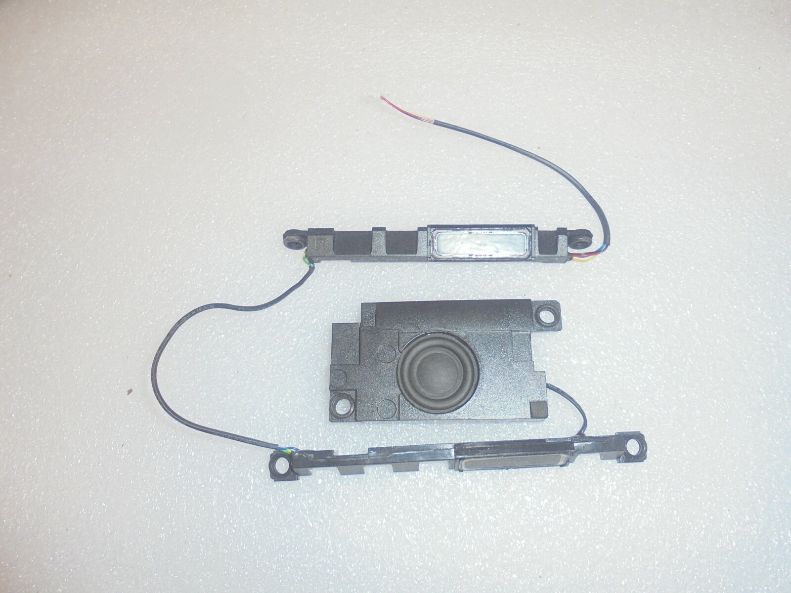 Dell Inspiron 15 7567 15.6" OEM Left & Right Speaker Set w/Subwoofer NIB02 MM8P6