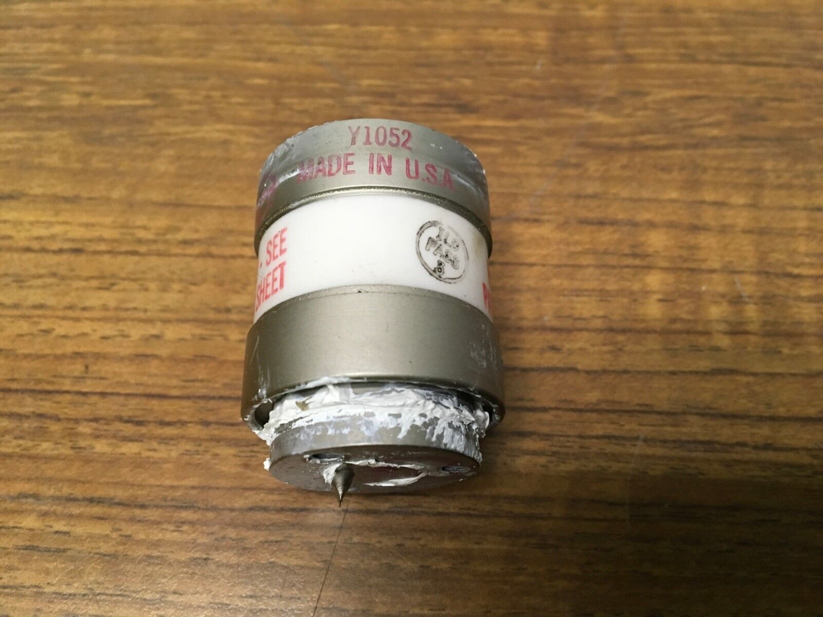 Y1052 14V Lamp Bulb for CLV-10 CLVF-10 CLVS20 CLVU20 IL6300