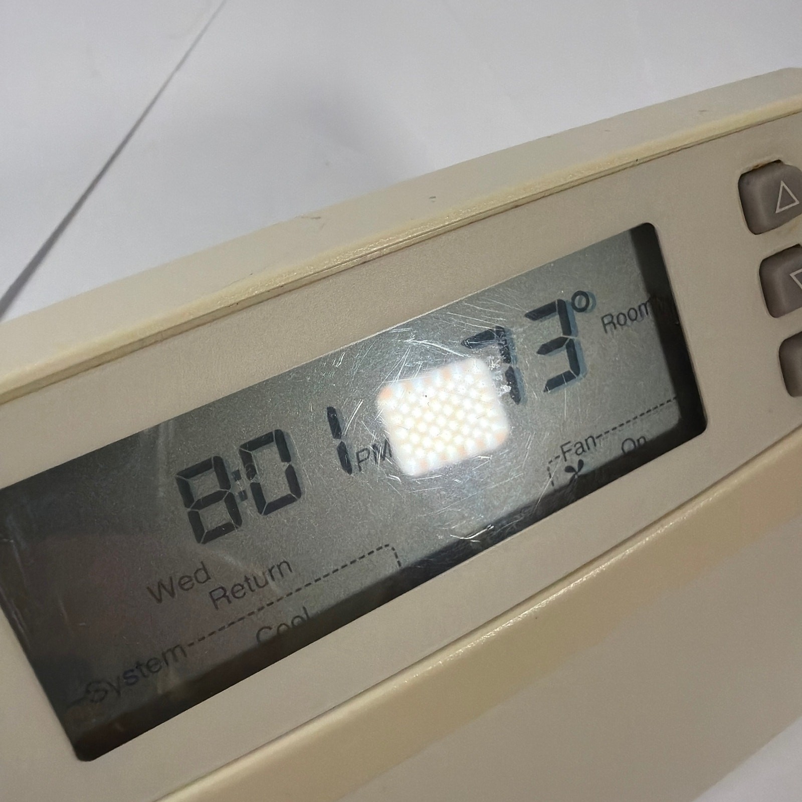 Honeywell T8602C2000 Programmable Thermostat Beige