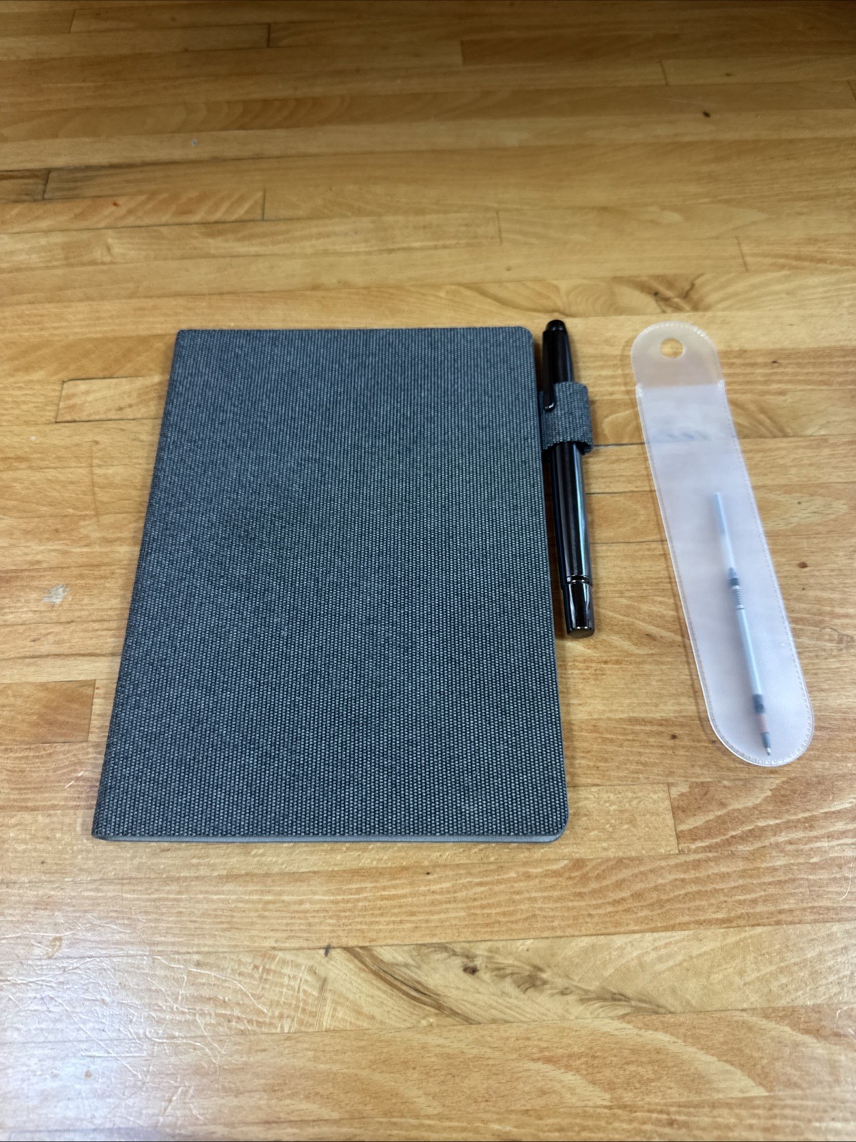 Supernote Nomad A6X2 With Pen, Folio and Extras