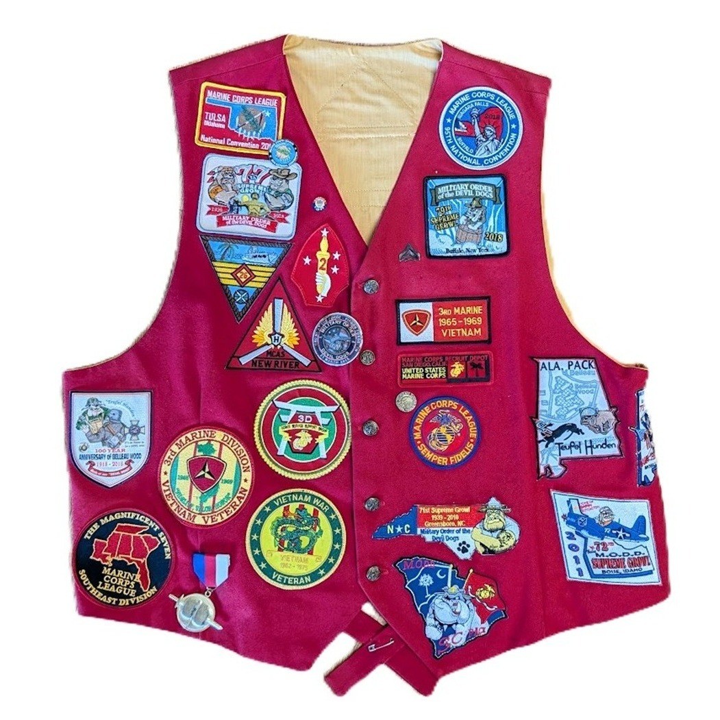 Marine Corp League MODD Red Vest Devil Dogs Vietnam & Military Patches Pins L-XL