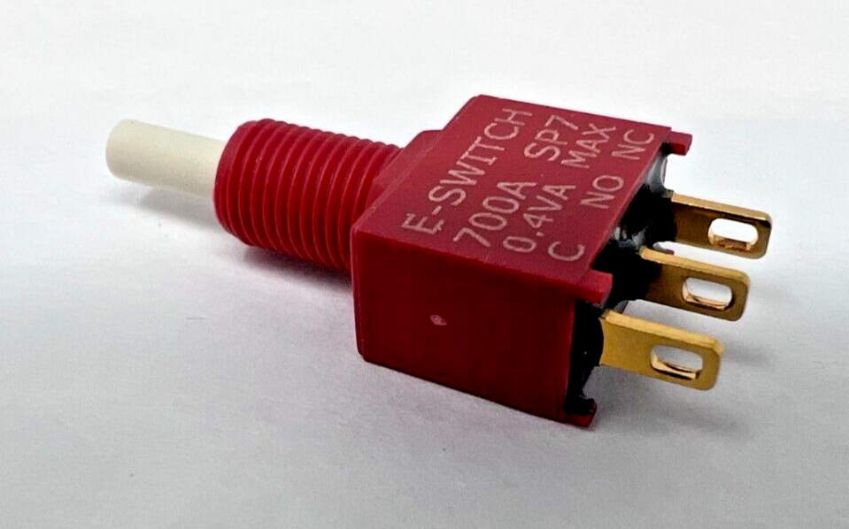 Lot of 3 SPDT Momentary Mini Push Button Switch, 700A 0.4VA SP7 E-Switch