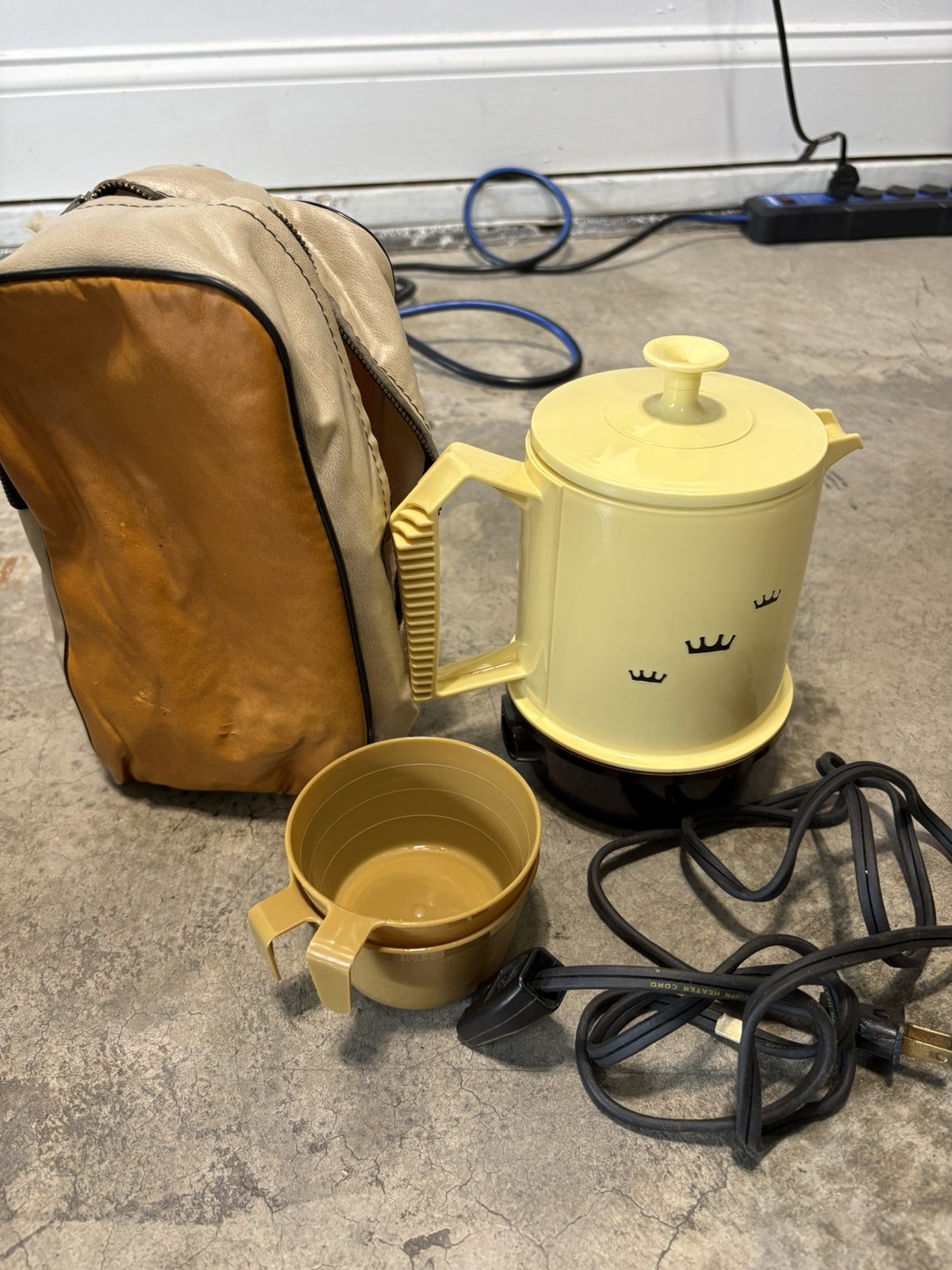 Vintage MCM Regal Ware Poly Perk Electric Coffee Pot 2-4 Cup w/Travel Bag