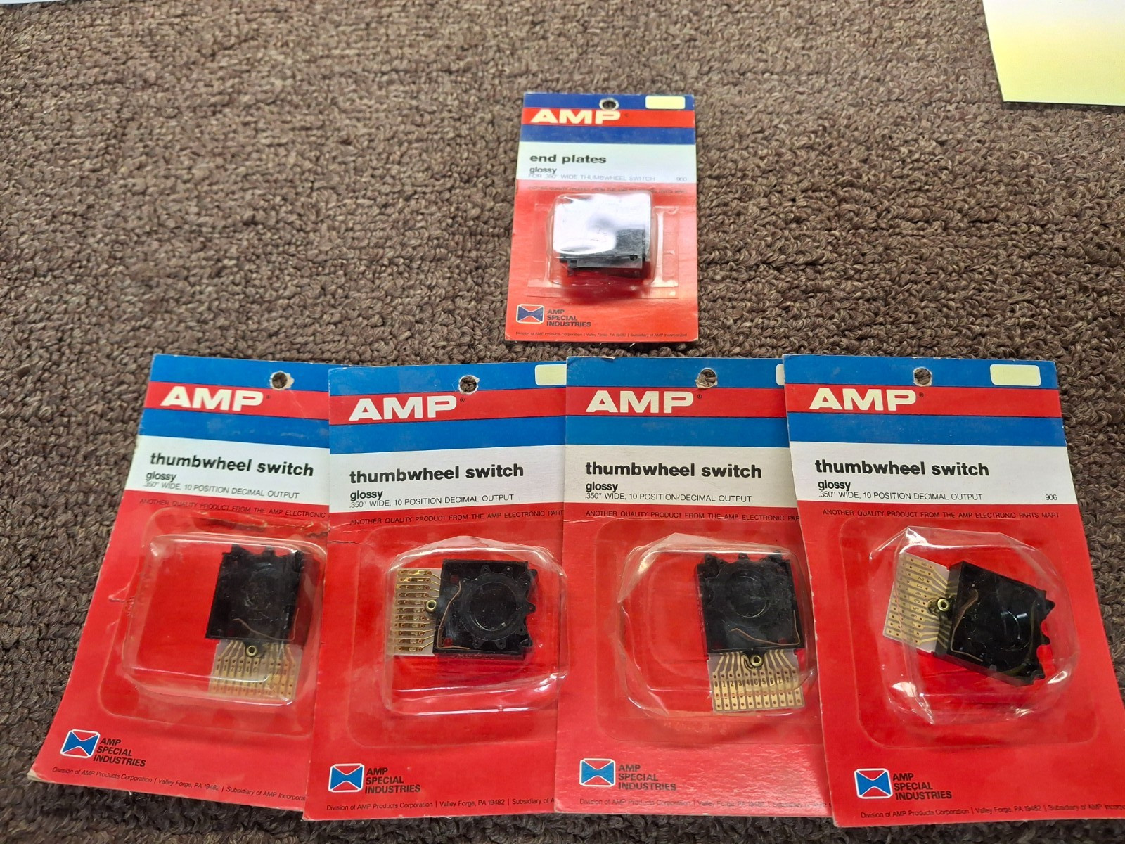 4pcs Thumbwheel Switch 0-9 Stackable w/end plates, AMP #906