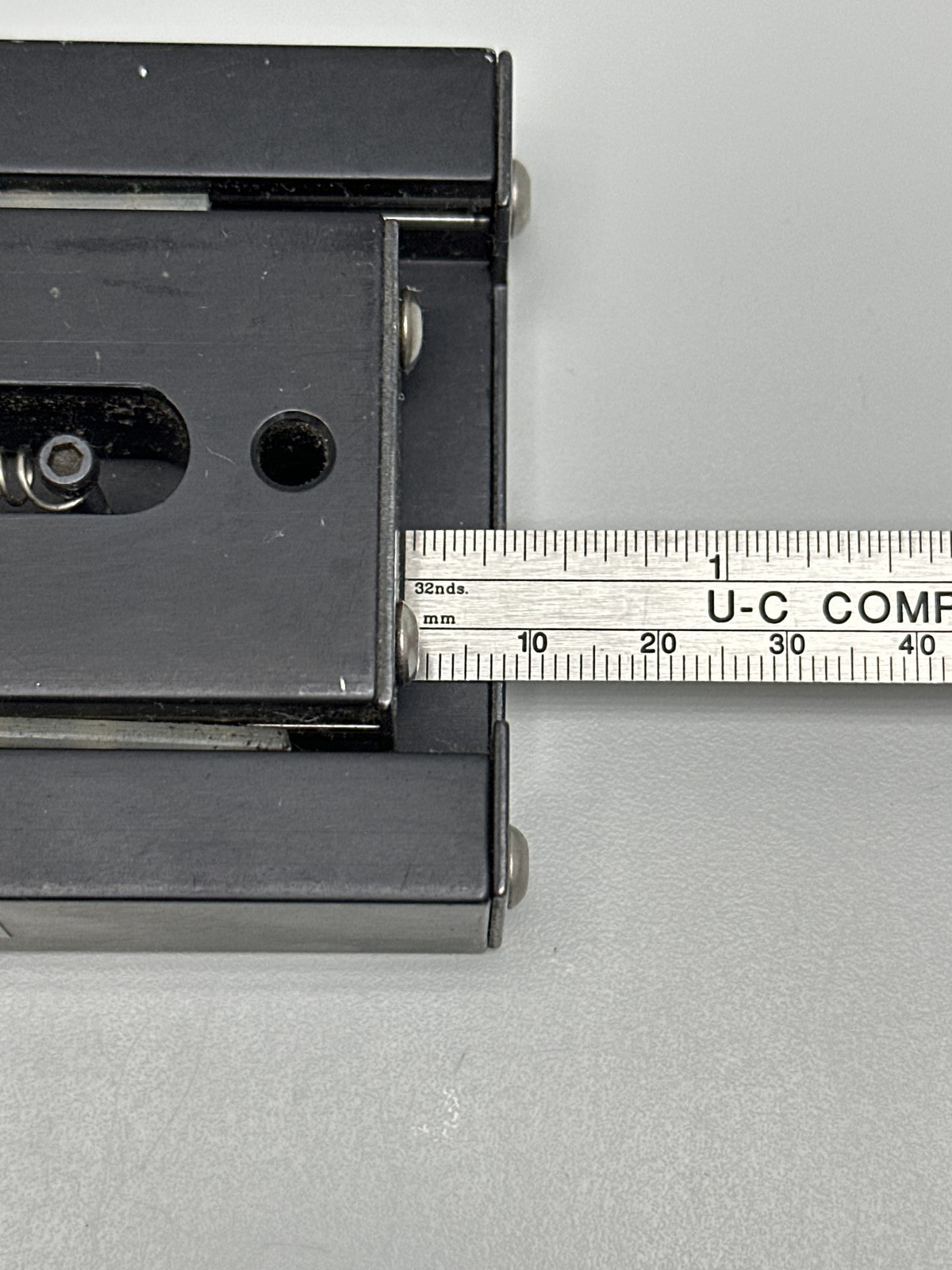 Del-Tron Linear Positioning Stage
