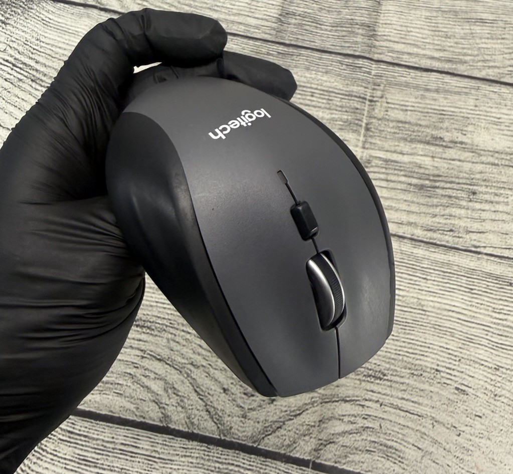 Logitech M705 Wireless USB Optical Mouse Black (No Battery Cover)