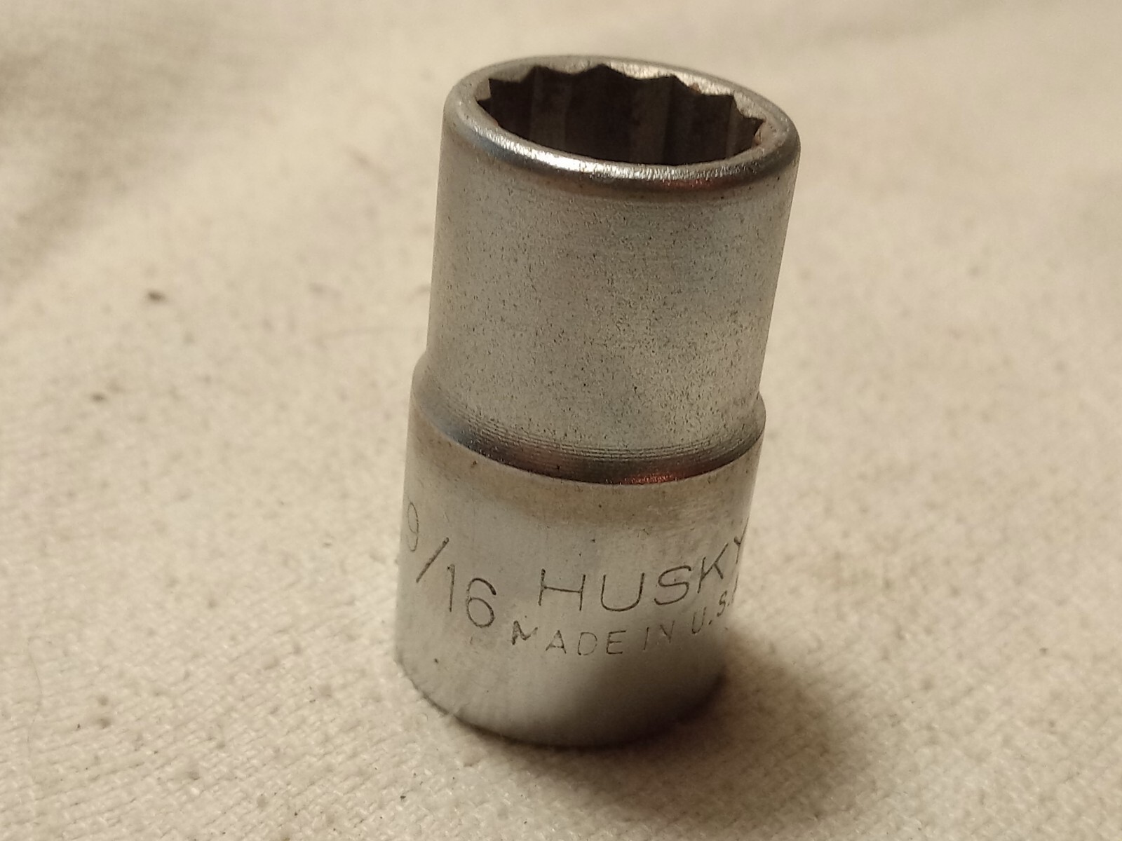 Husky 9/16" 12 Point 1/2" Drive Socket CT1218 USA (