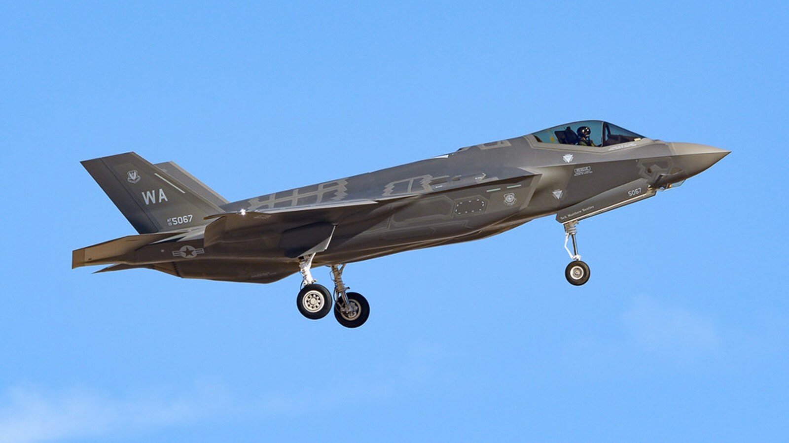 USAF 65th AGGRESSOR SQ - F-35 - AGGRESSOR LIGHTNING DRIVER - ORIGINAL VEL PATCH