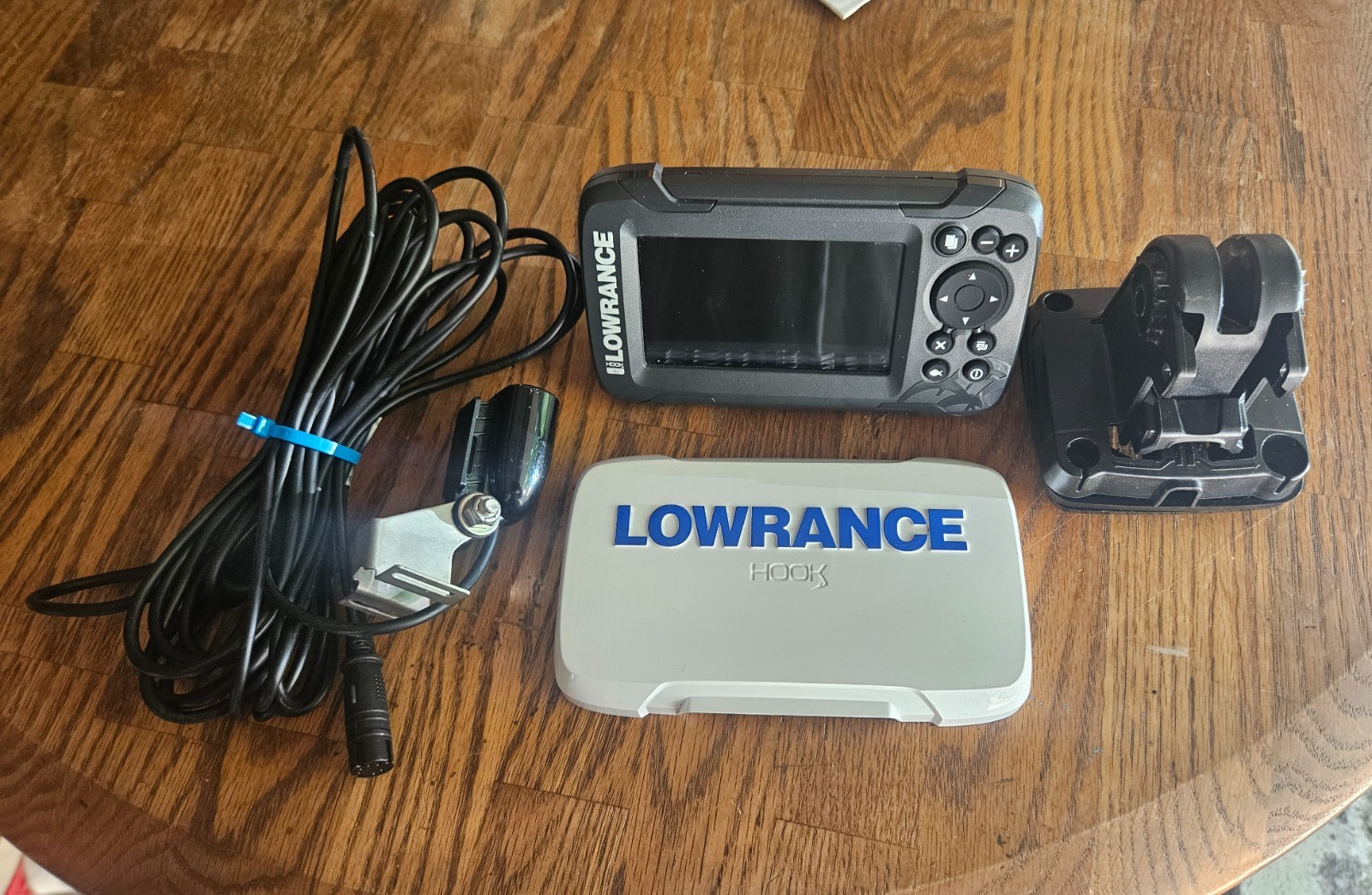Lowrance Hook 4x Fish Finder